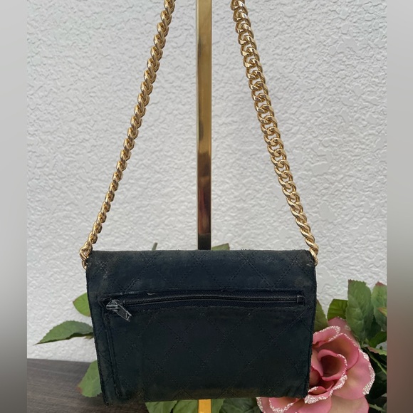 CHANEL Card Snap Wallet - Picture 3 of 12